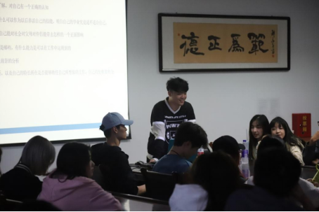 太阳集团网址首页登录“学长学姐有话说”第三期分享会成功举办