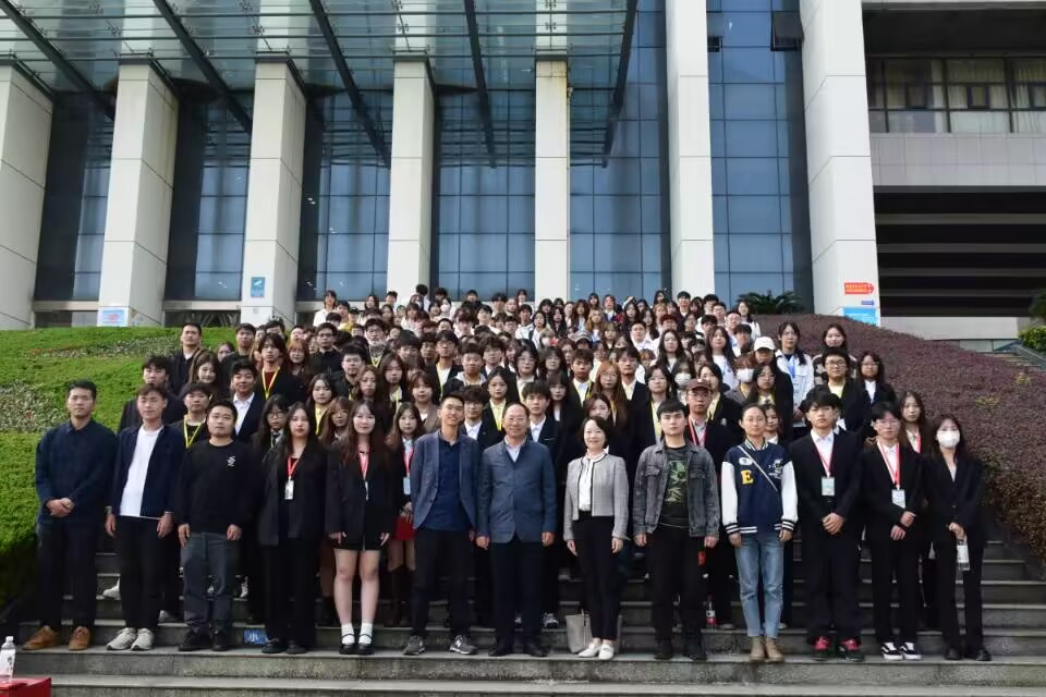 太阳集团网址首页登录学生组织召开第一次全体大会