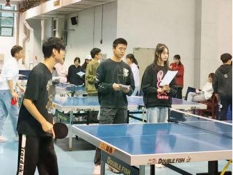 太阳集团网址首页登录同数学与计算机学院举办乒乓球友谊交流赛